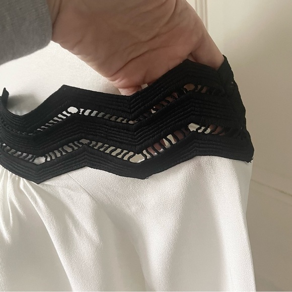 Ramy Brook Sandy Off the Shoulder Lace Trim Blouse Size Small - Picture 6 of 13